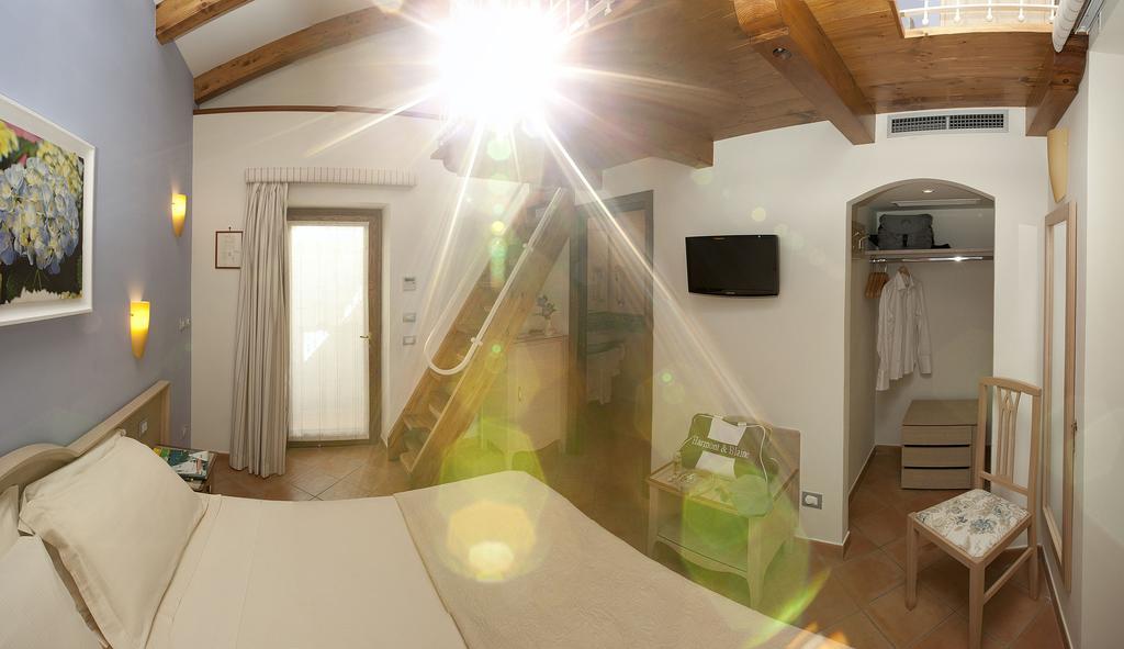 ホテル Angiolina Relais ソレント エクステリア 写真